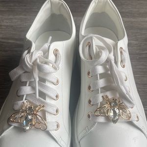 NWOT white leather platform sneaker women’s
